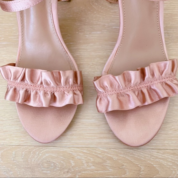 Steve Madden Sundaze Ruffle Satin Block Heels - Picture 2 of 9